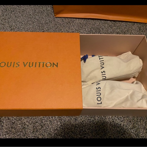 Louis Vuitton loafers - Picture 4 of 8